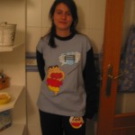 Mi new pijama con monitos, usable dentro de casa, y a ella hasta se le ve tierno